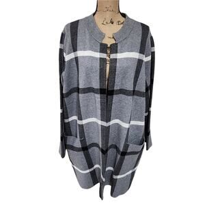 Tahari Grey,‎ black and white windowpane duster length cardigan sweater plus 3X